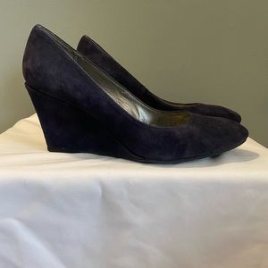 Bandolio suede wedges navy blue